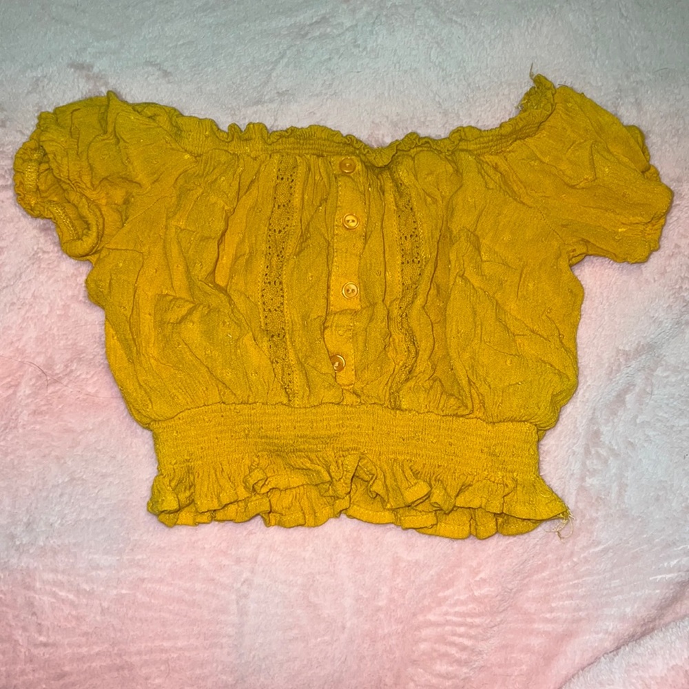 Crinkle yellow cropped t-shirt